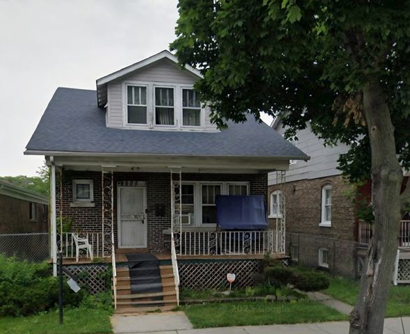9905 S Yale Avenue, Chicago, IL 60628