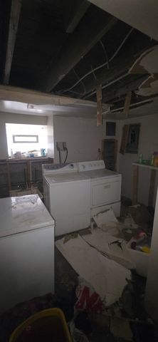 9905 S Yale Avenue, Chicago, IL 60628