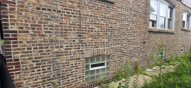 9905 S Yale Avenue, Chicago, IL 60628