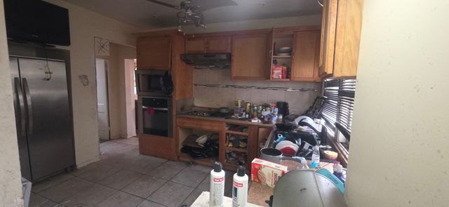 9905 S Yale Avenue, Chicago, IL 60628