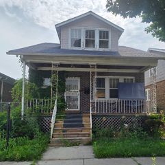 9905 S Yale Avenue, Chicago, IL 60628