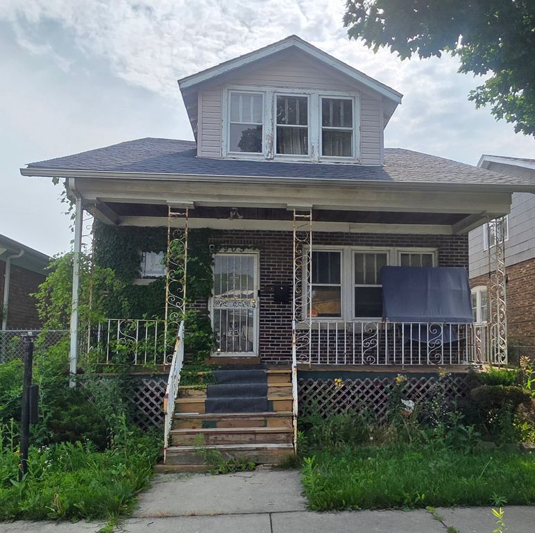9905 S Yale Avenue, Chicago, IL 60628