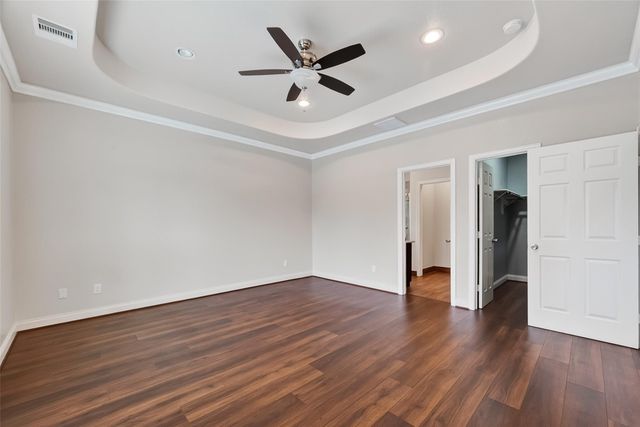 213 W Jackson Avenue, Pasadena, TX 77506