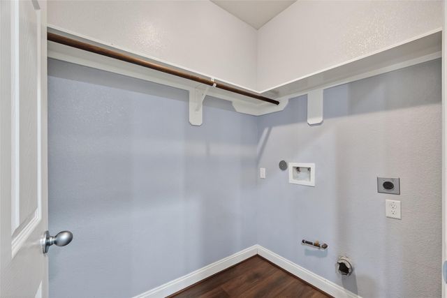 213 W Jackson Avenue, Pasadena, TX 77506