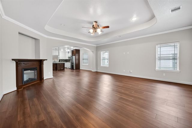 213 W Jackson Avenue, Pasadena, TX 77506