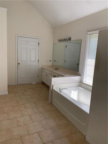 140 Dearing Woods Way, Covington, GA 30014