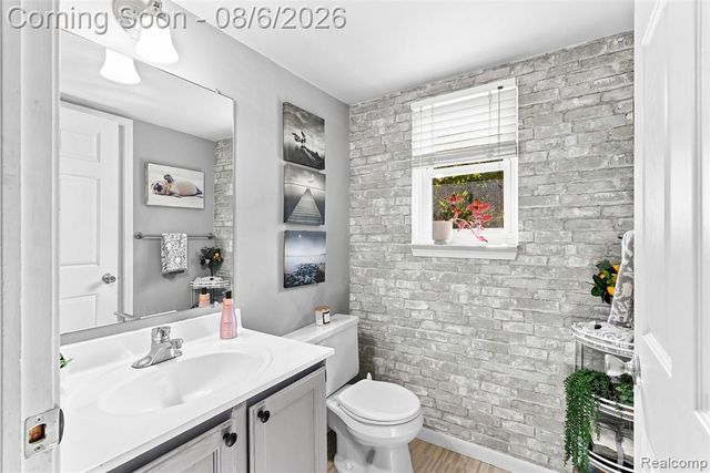 19360 Shadyside Street, Livonia, MI 48152