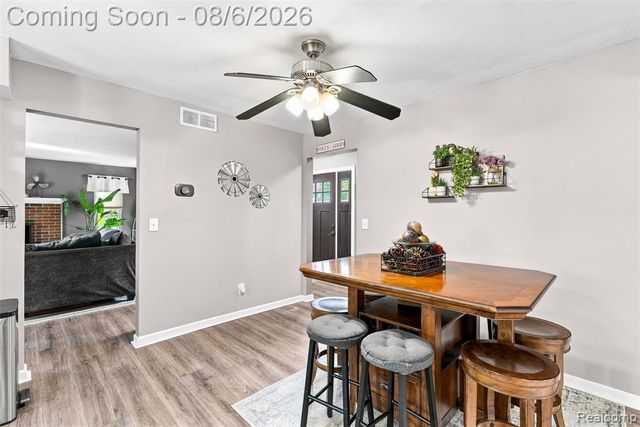 19360 Shadyside Street, Livonia, MI 48152