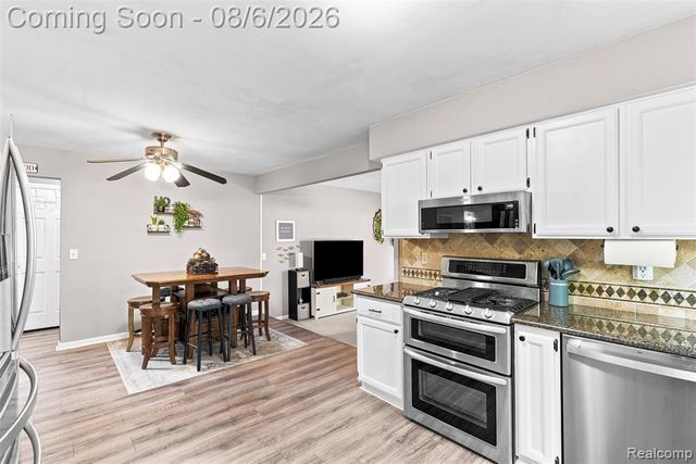 19360 Shadyside Street, Livonia, MI 48152