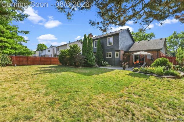 19360 Shadyside Street, Livonia, MI 48152