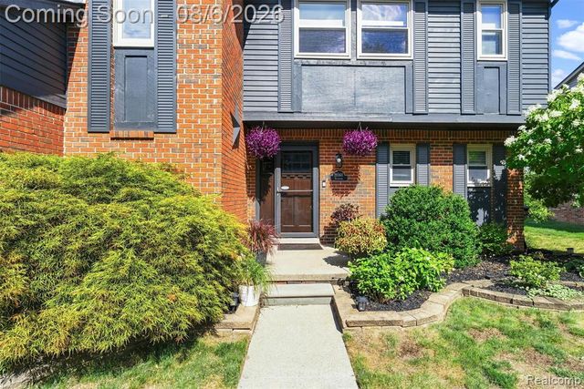 19360 Shadyside Street, Livonia, MI 48152