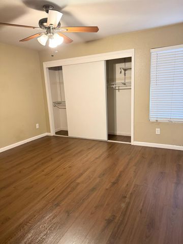 1633 Porter Way, Stockton, CA 95207