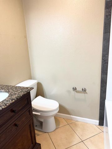 1633 Porter Way, Stockton, CA 95207