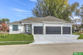 11011 S 98th Street, Papillion, NE 68046