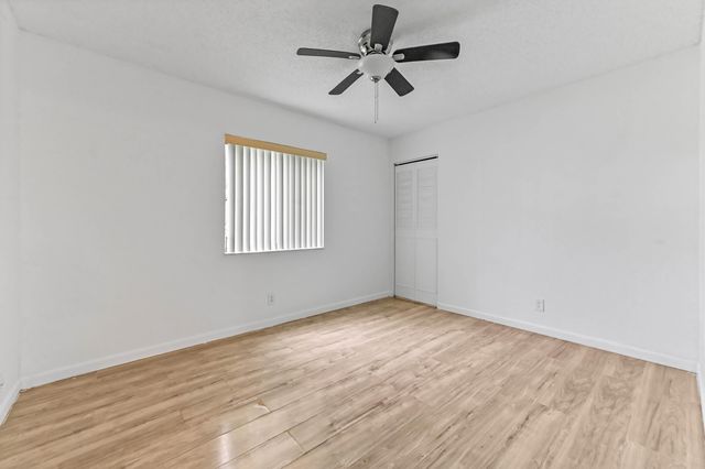 319 Knotty Pine Circle C-1, Greenacres, FL 33463