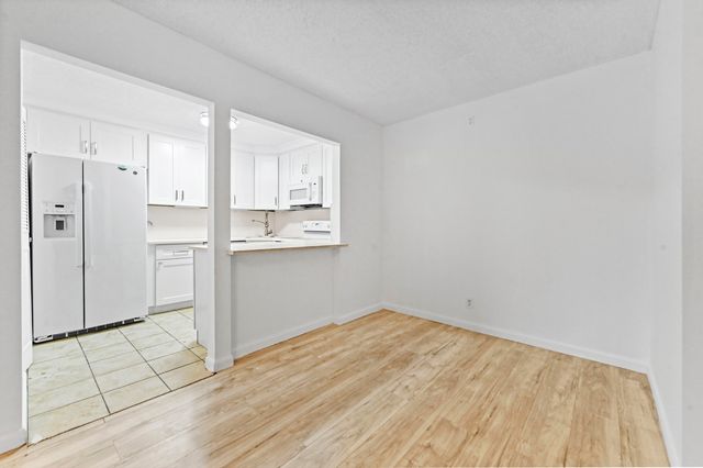 319 Knotty Pine Circle C-1, Greenacres, FL 33463
