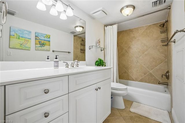 3443 Gulf Shore BLVD N 710, Naples, FL 34103