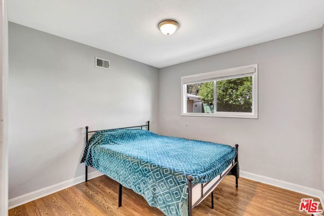 23830 Vanowen Street, West Hills (los Angeles), CA 91307