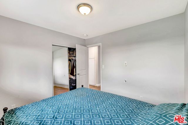 23830 Vanowen Street, West Hills (los Angeles), CA 91307