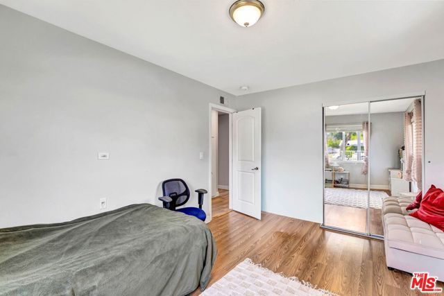 23830 Vanowen Street, West Hills (los Angeles), CA 91307