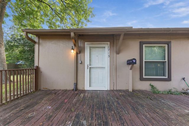 1715 Brazos Street, Rosenberg, TX 77471