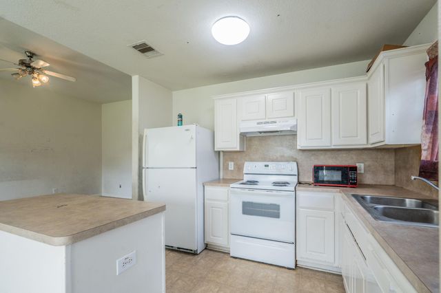 7122 Timber Moss Lane, Richmond, TX 77469