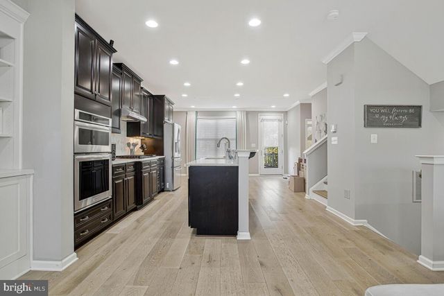 2 ARROWLEAF DR, Millersville, MD 21108