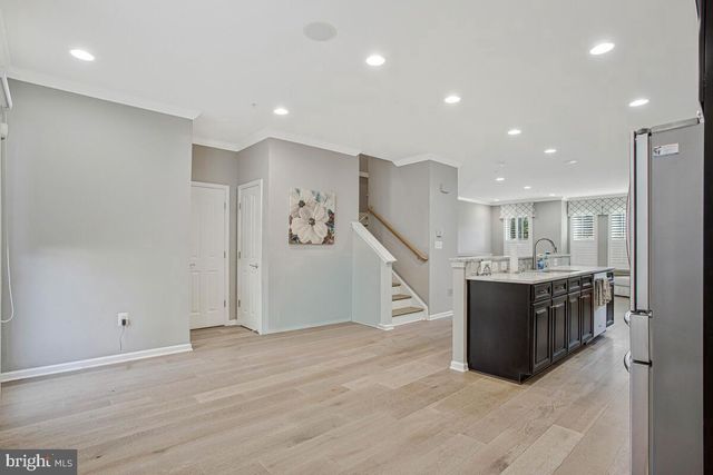 2 ARROWLEAF DR, Millersville, MD 21108