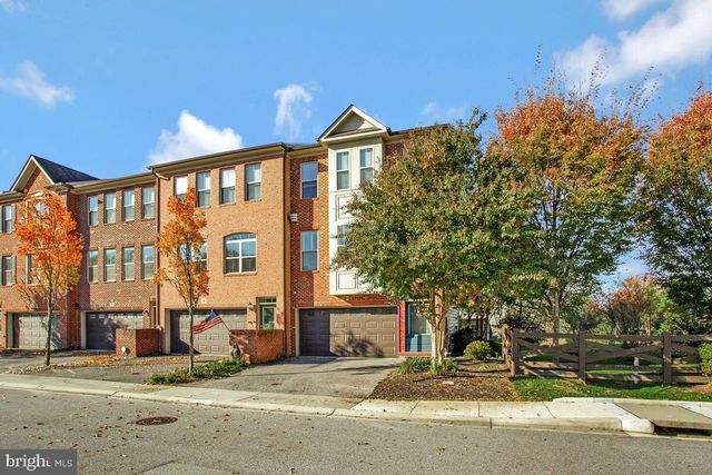 2 ARROWLEAF DR, Millersville, MD 21108