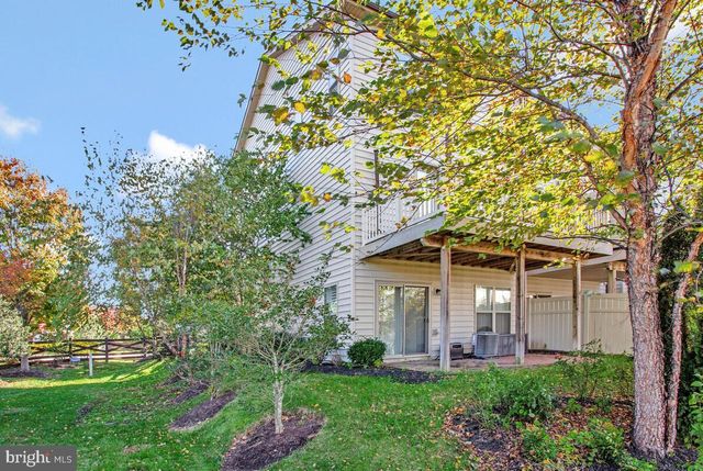 2 ARROWLEAF DR, Millersville, MD 21108