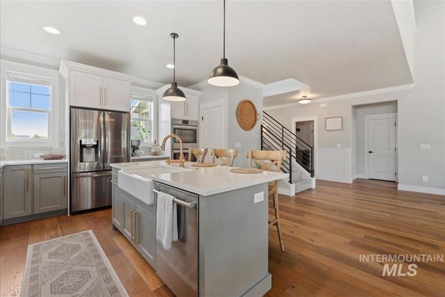 2251 N Garnet Creek Ave, Star, ID 83669