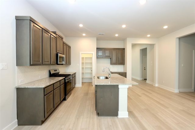 9622 Pink Lotus Court, Richmond, TX 77407