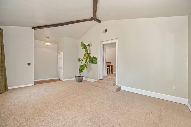 18251 W Clinton Rd, Jackson, CA 95642