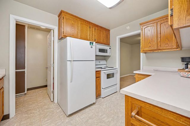 18251 W Clinton Rd, Jackson, CA 95642