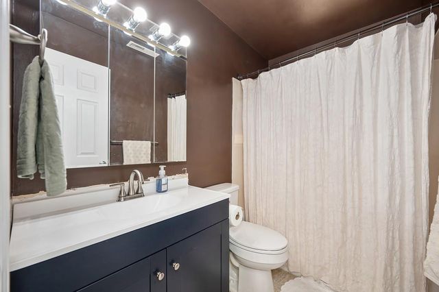 18251 W Clinton Rd, Jackson, CA 95642