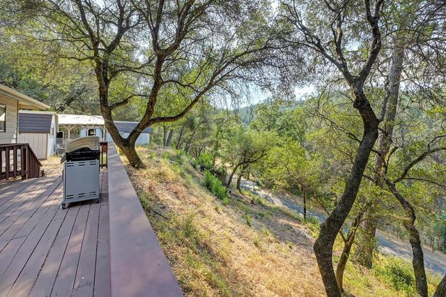 18251 W Clinton Rd, Jackson, CA 95642