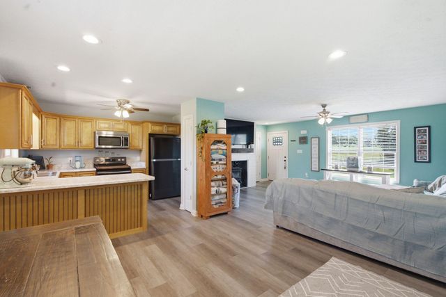 1080 Barker Lane, Berea, KY 40403