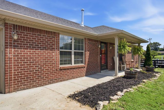 1080 Barker Lane, Berea, KY 40403