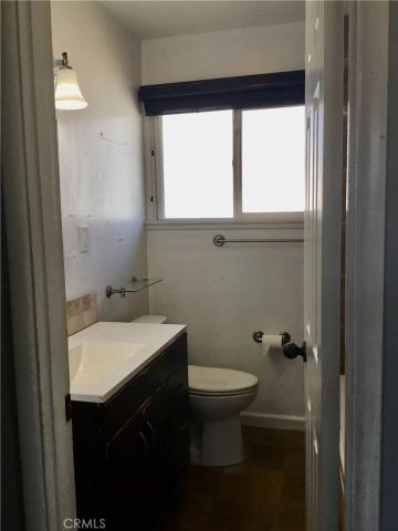 17214 Donmetz, Granada Hills, CA 91344