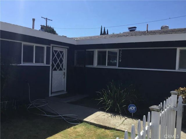 17214 Donmetz, Granada Hills, CA 91344