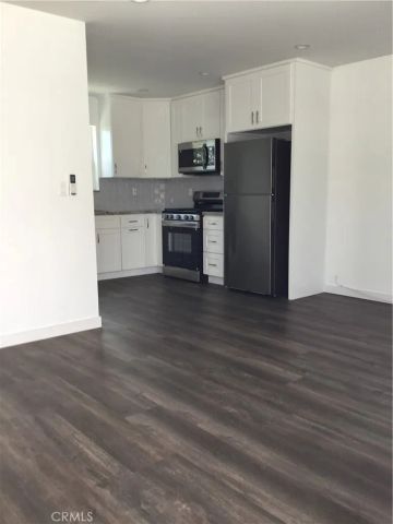 17214 Donmetz, Granada Hills, CA 91344