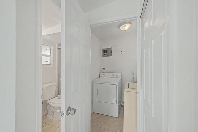 301 SE 21st Avenue, Boynton Beach, FL 33435