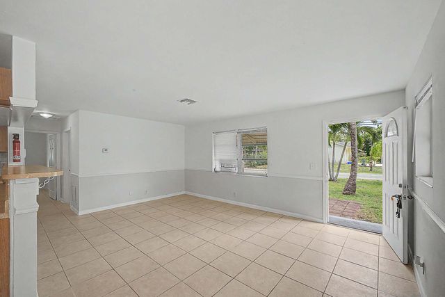 301 SE 21st Avenue, Boynton Beach, FL 33435