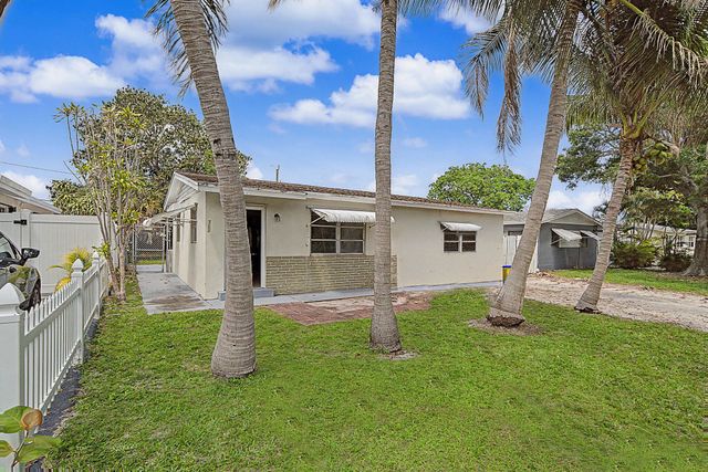 301 SE 21st Avenue, Boynton Beach, FL 33435