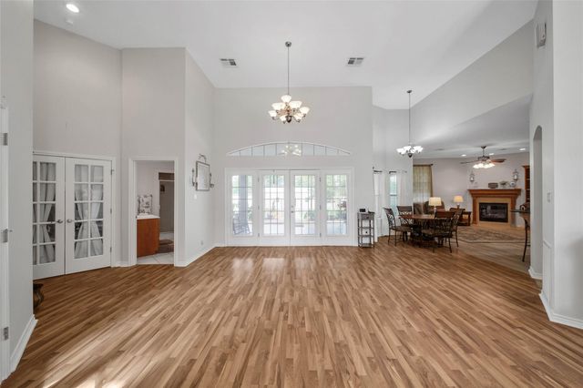 128 Duke Road, Bedias, TX 77831