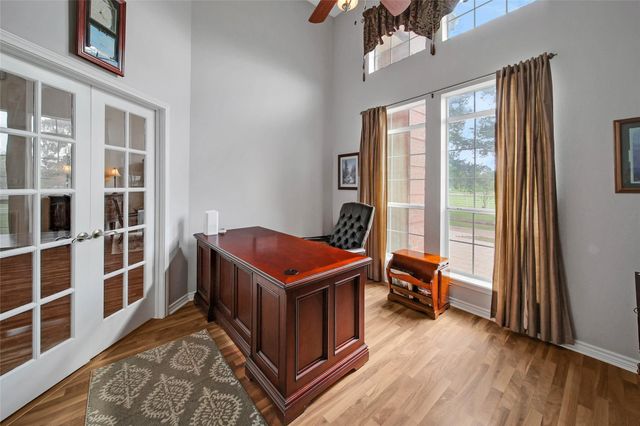 128 Duke Road, Bedias, TX 77831