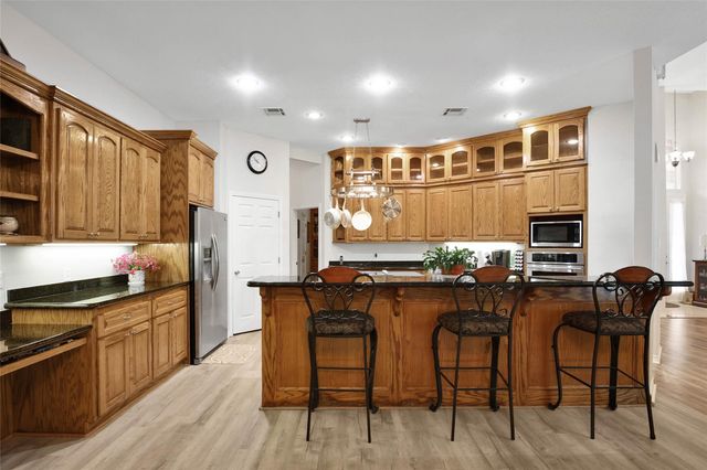 128 Duke Road, Bedias, TX 77831