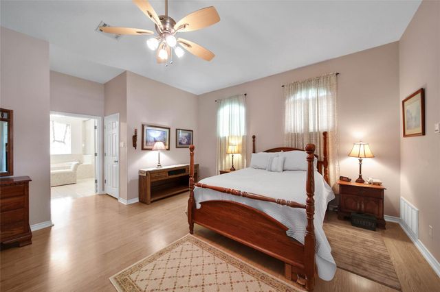 128 Duke Road, Bedias, TX 77831