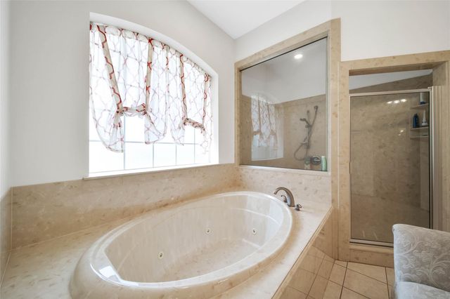 128 Duke Road, Bedias, TX 77831