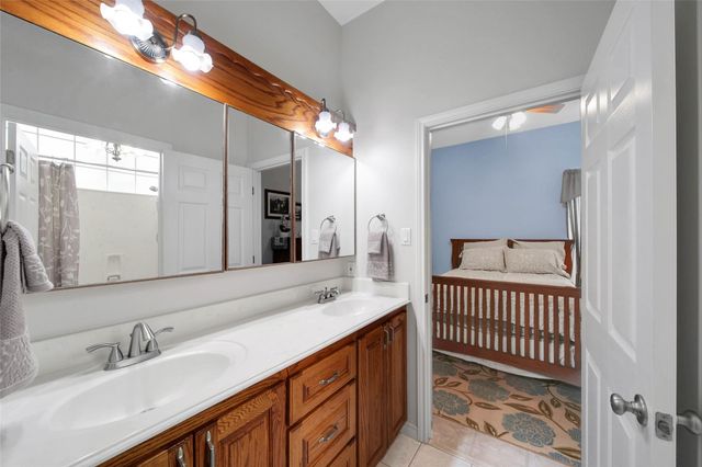128 Duke Road, Bedias, TX 77831